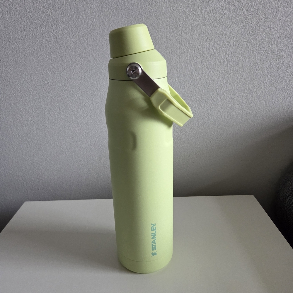 Stanley 36oz. IceFlow With Fast Flow Lid